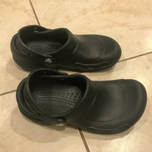 Water Proof Crocs - Picture 2 of 3